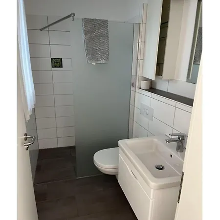 Weinberghaeusle * Засбах