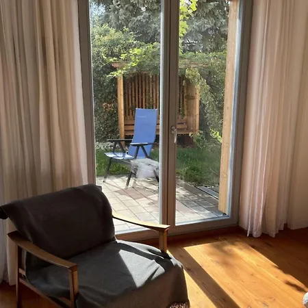 Weinberghaeusle Засбах